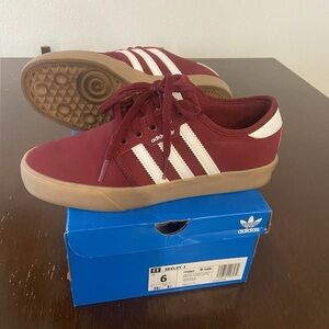 Adidas Seeley Burgundy Women’s Shoes Size 7